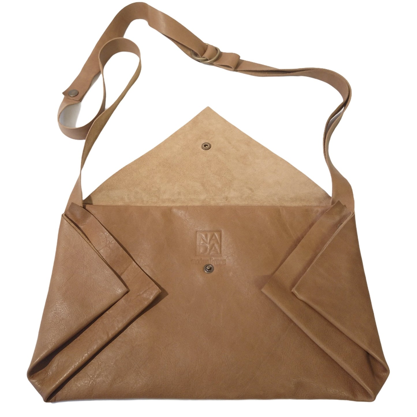 Post Camel pouch